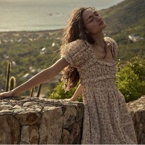 Doen Gia Dress in feathered floral size S NWT